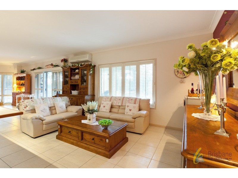 198 Red Cedar Road, Pullenvale QLD 4069