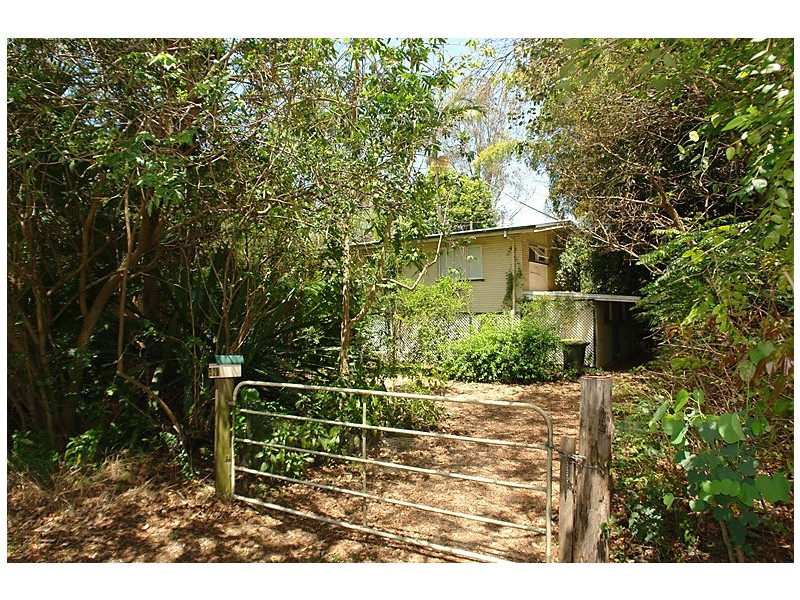631 Hawkesbury Road, Anstead QLD 4070