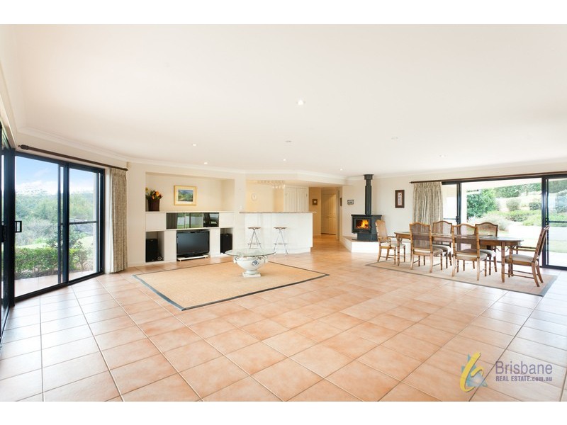410 Grandview Road, Pullenvale QLD 4069