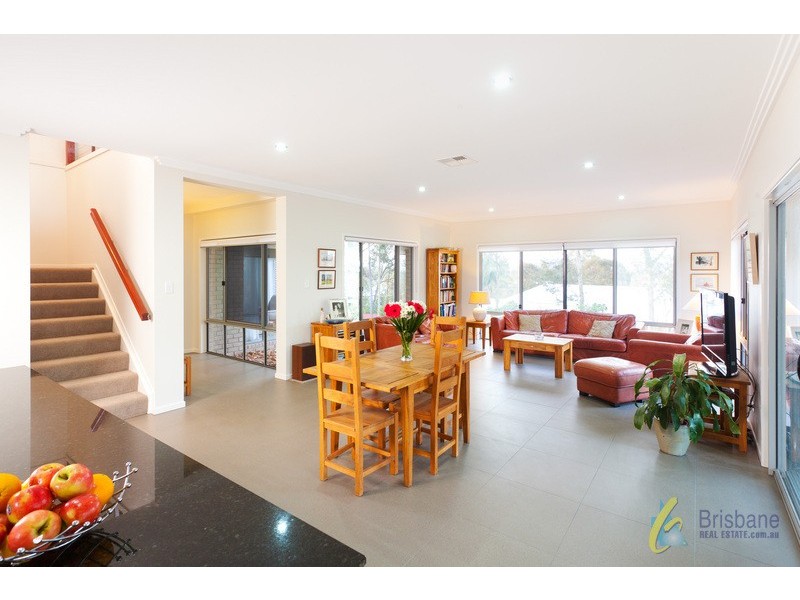 35 Lancewood Place, Moggill QLD 4070