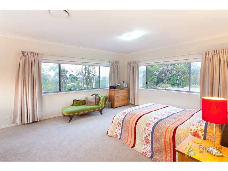 35 Lancewood Place, Moggill QLD 4070