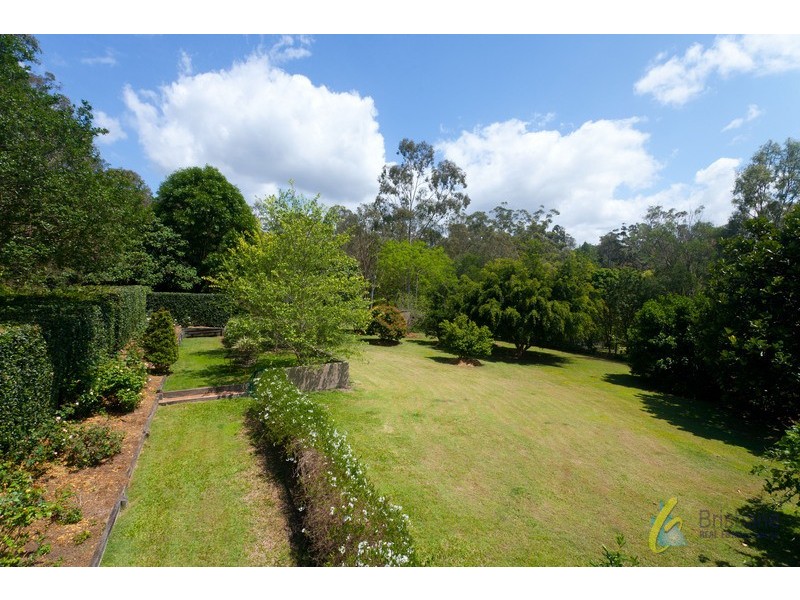 75 Herron Road, Pullenvale QLD 4069