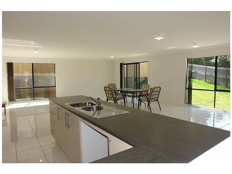 9 Tancred Place, Bellbowrie QLD 4070
