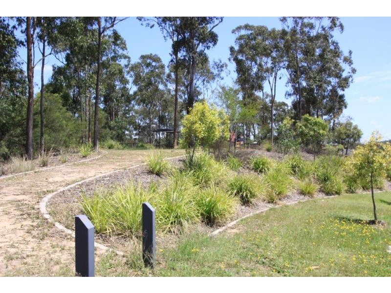 27 Turquoise Crescent, Springfield Lakes QLD 4300