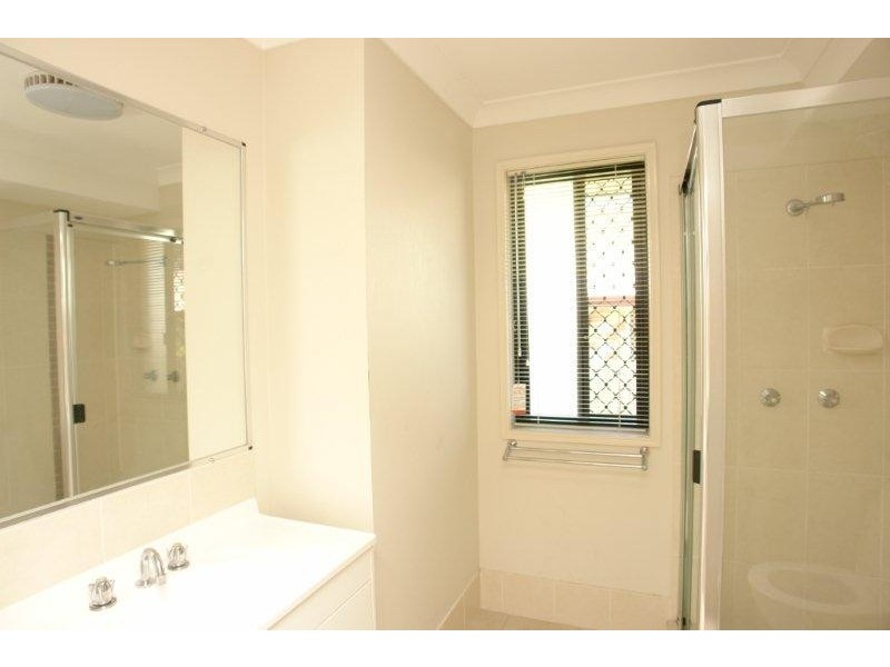 27 Turquoise Crescent, Springfield Lakes QLD 4300