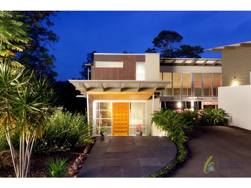 30 Nioka St, Brookfield QLD 4069