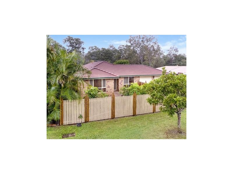 40 College Road, Karana Downs QLD 4306