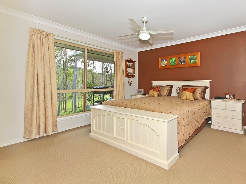 31 Jack Kerr Court, Mount Crosby QLD 4306