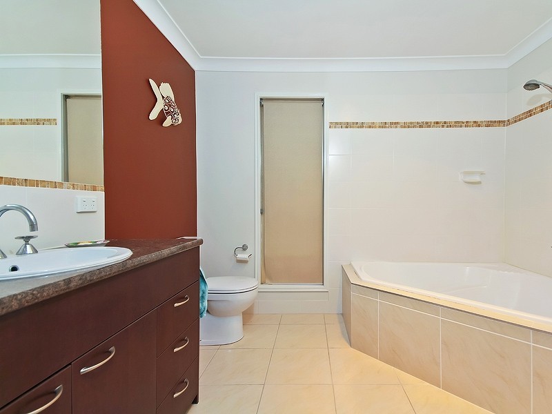 31 Jack Kerr Court, Mount Crosby QLD 4306