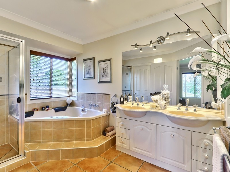 23 Nautilus Close, Karalee QLD 4306