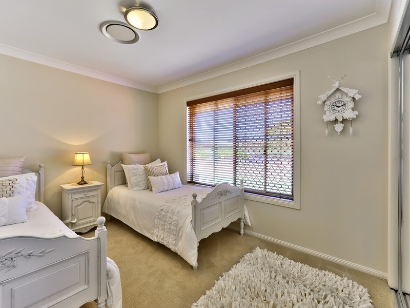 23 Nautilus Close, Karalee QLD 4306