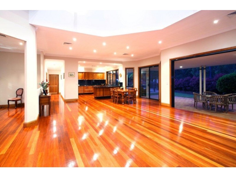 7 Millbrook Dr, Pullenvale QLD 4069