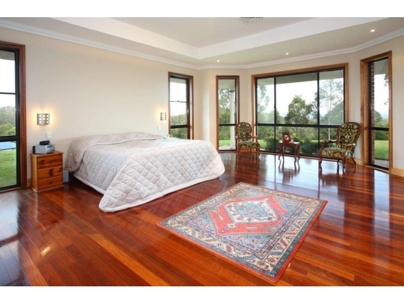 7 Millbrook Dr, Pullenvale QLD 4069