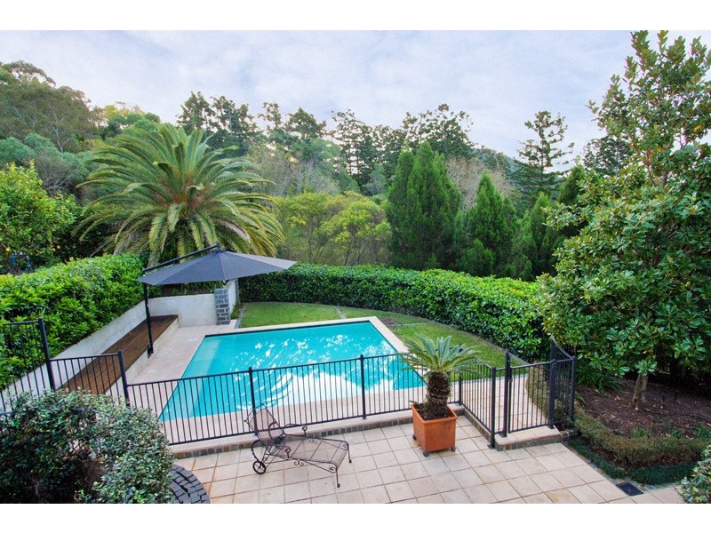 218 Moons Lane, Brookfield QLD 4069