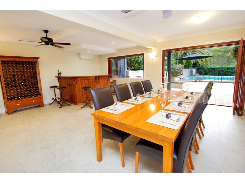 218 Moons Lane, Brookfield QLD 4069