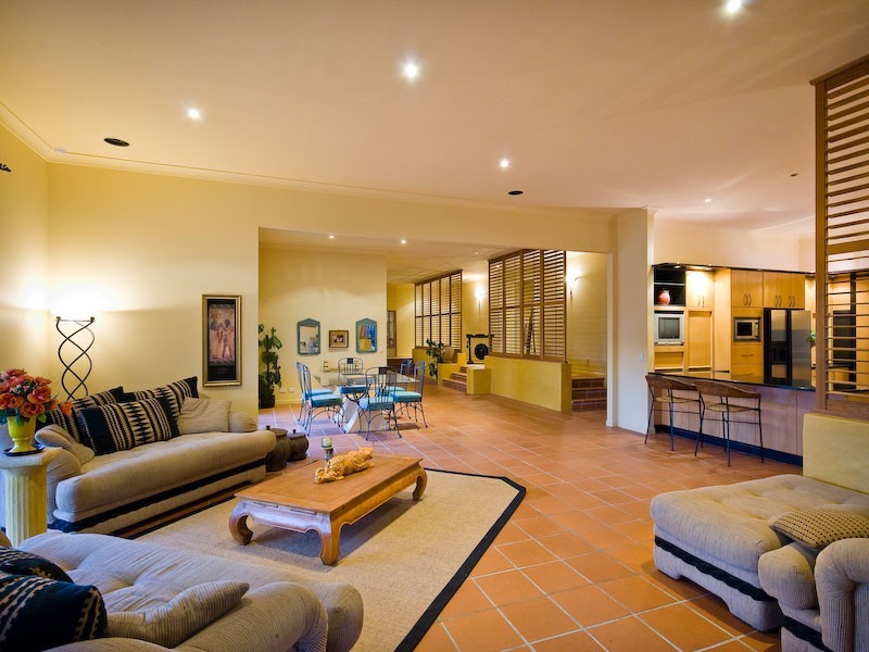 39 Phillip Cres, Barellan Point QLD 4306