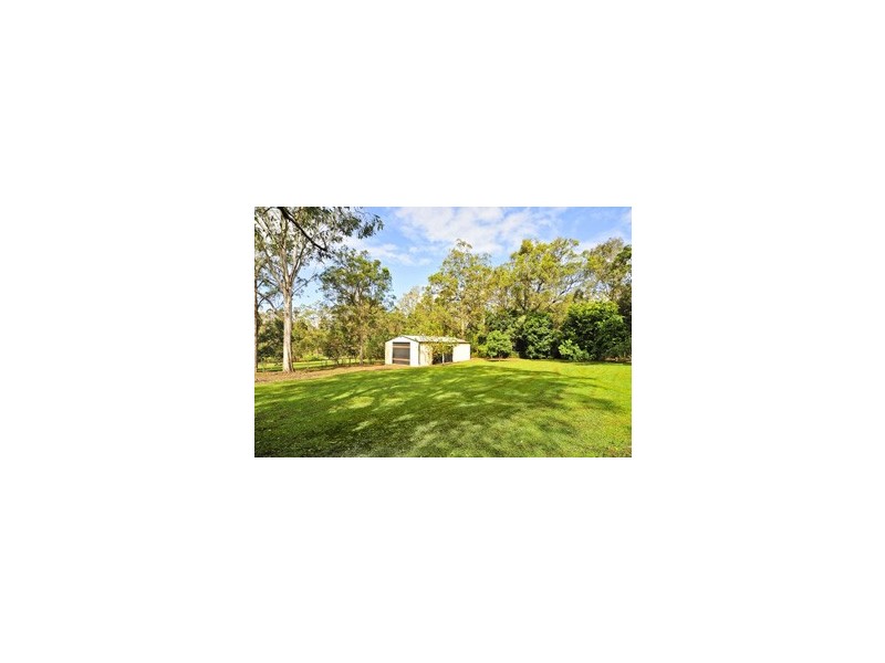 39 Phillip Cres, Barellan Point QLD 4306
