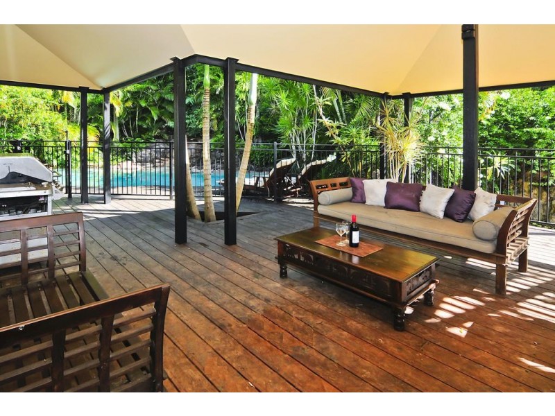 39 Phillip Cres, Barellan Point QLD 4306