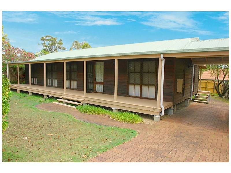 8 Mirbelia Street, Kenmore Hills QLD 4069
