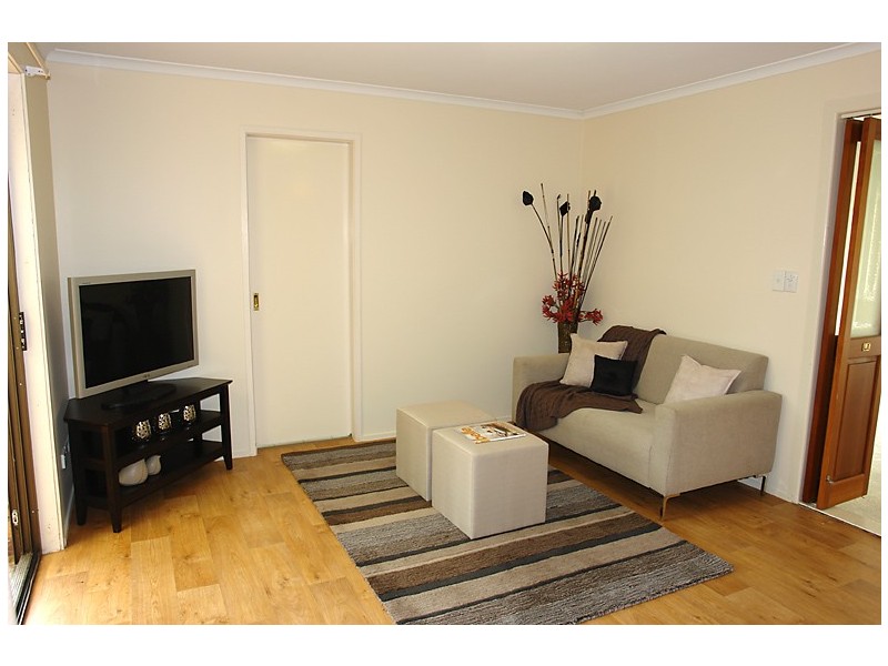 2 Jessamine Ct, Kenmore Hills QLD 4069