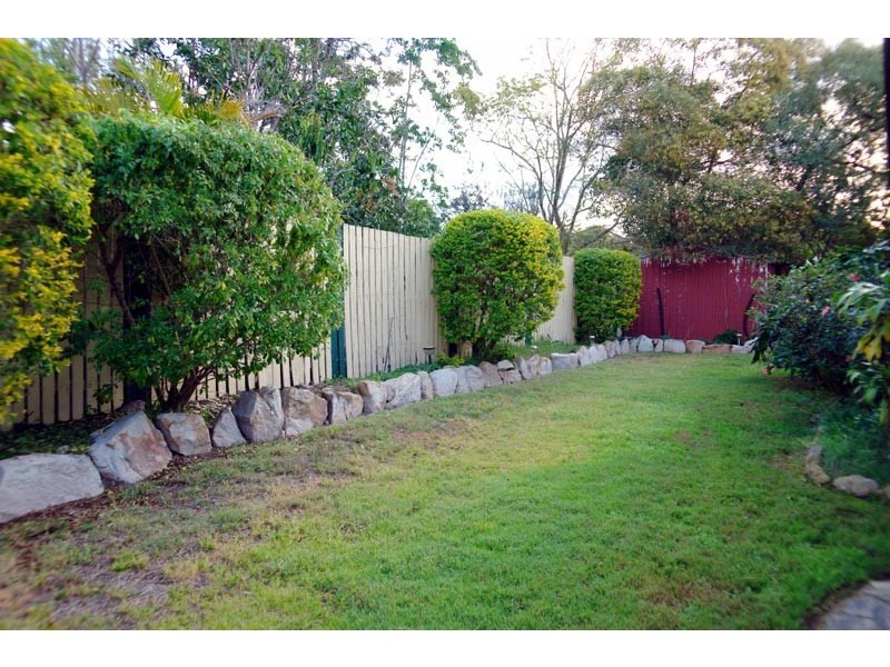 16 Duranta Street, Bellbowrie QLD 4070