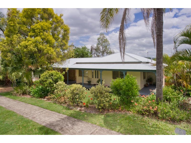 46 Mirbelia Street, Kenmore Hills QLD 4069