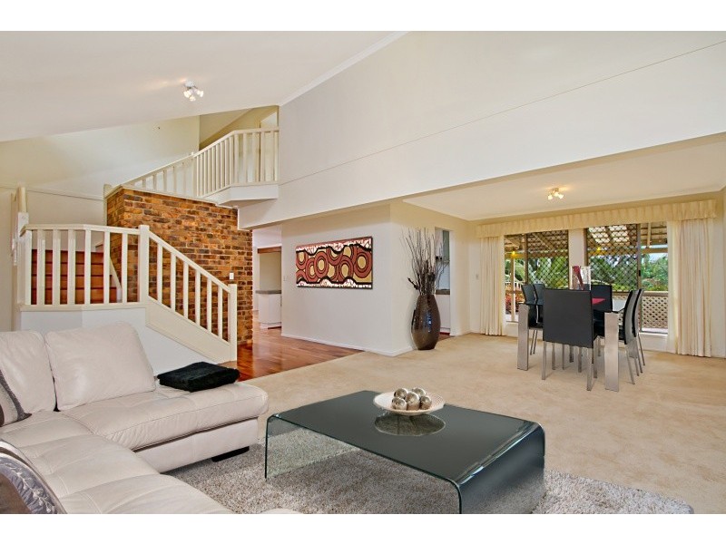 286 Horizon Drive, Westlake QLD 4074