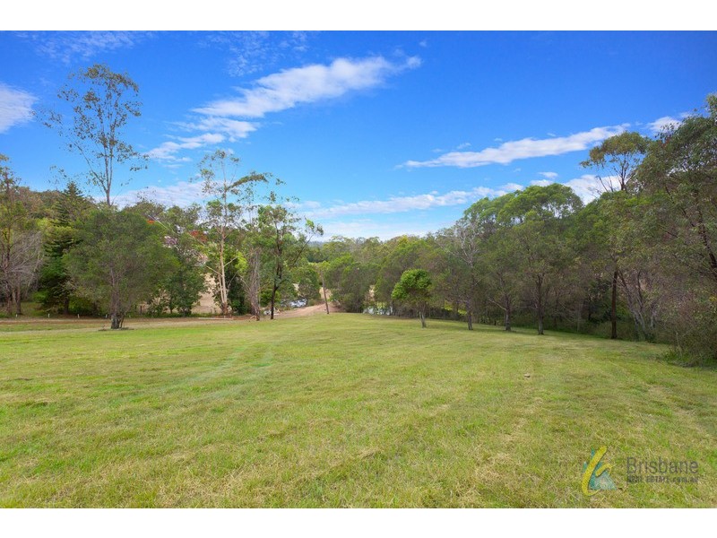 24 Mill Road, Pullenvale QLD 4069