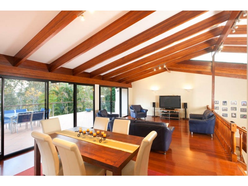 20 Spinkbrae Street, Fig Tree Pocket QLD 4069