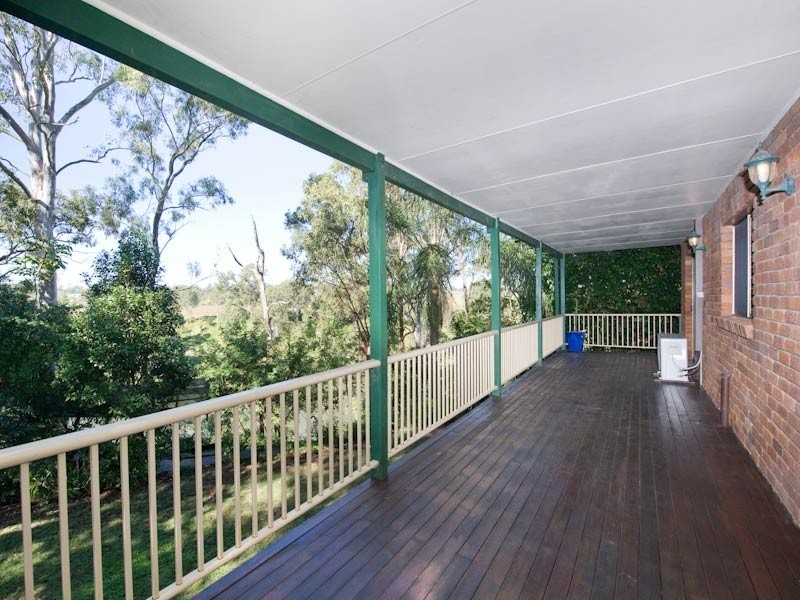 12 Minaji Court, Karana Downs QLD 4306