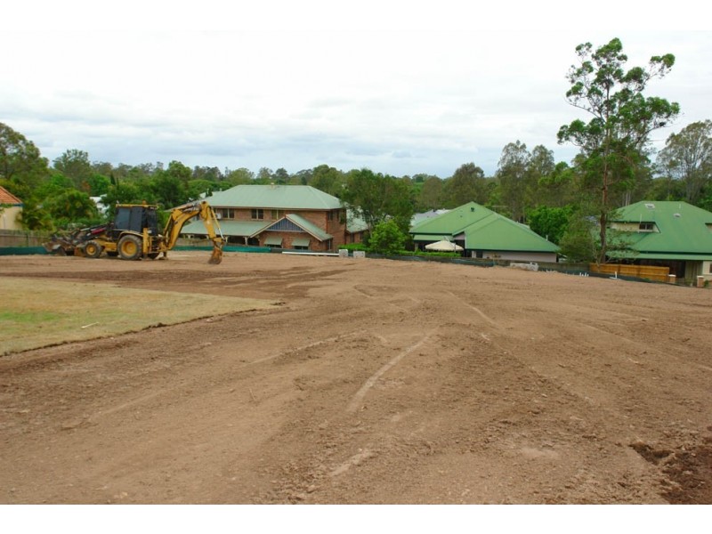 34 Ruth Miller Close, Fig Tree Pocket QLD 4069