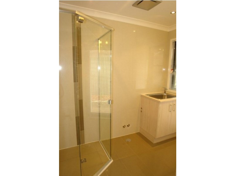 42 Donatello Street, Fig Tree Pocket QLD 4069