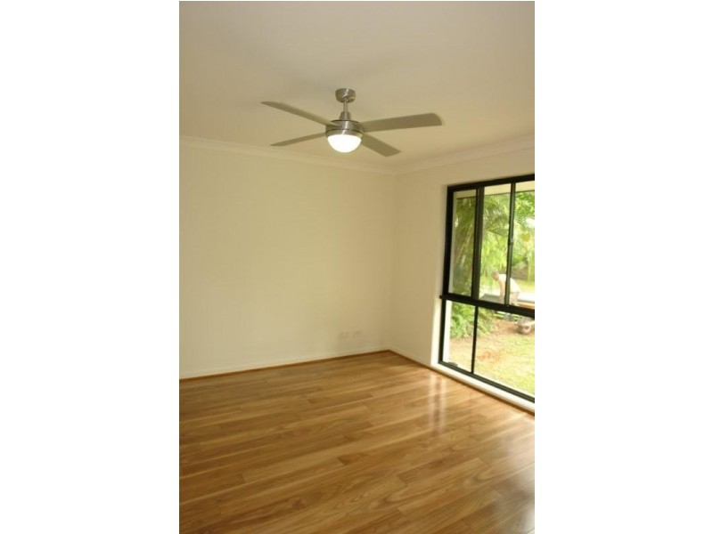 42 Donatello Street, Fig Tree Pocket QLD 4069