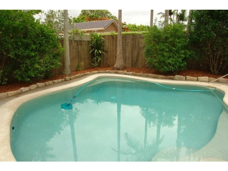 42 Donatello Street, Fig Tree Pocket QLD 4069