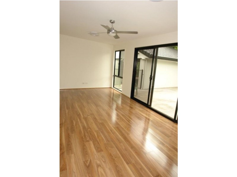 42 Donatello Street, Fig Tree Pocket QLD 4069