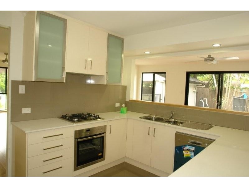 42 Donatello Street, Fig Tree Pocket QLD 4069