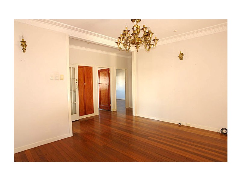 22 Austral Avenue, Graceville QLD 4075