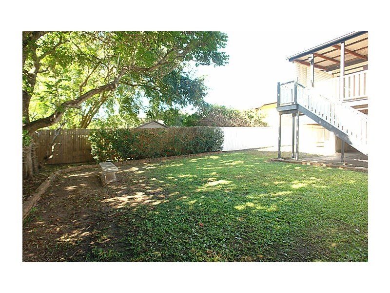 22 Austral Avenue, Graceville QLD 4075