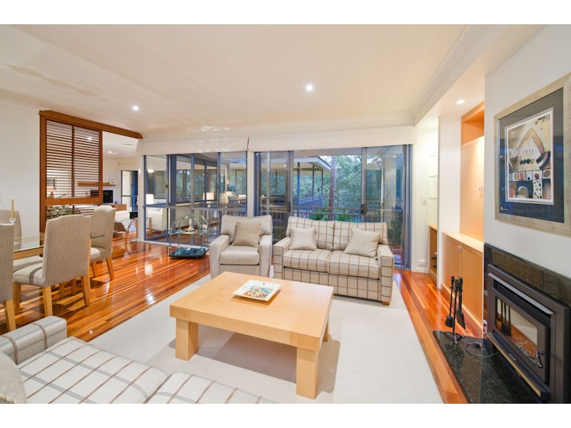 50 Lilly Pilly Rd, Pullenvale QLD 4069