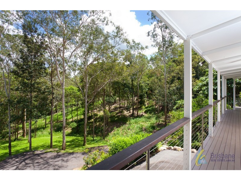 10 Kookaburra Street, Kenmore Hills QLD 4069