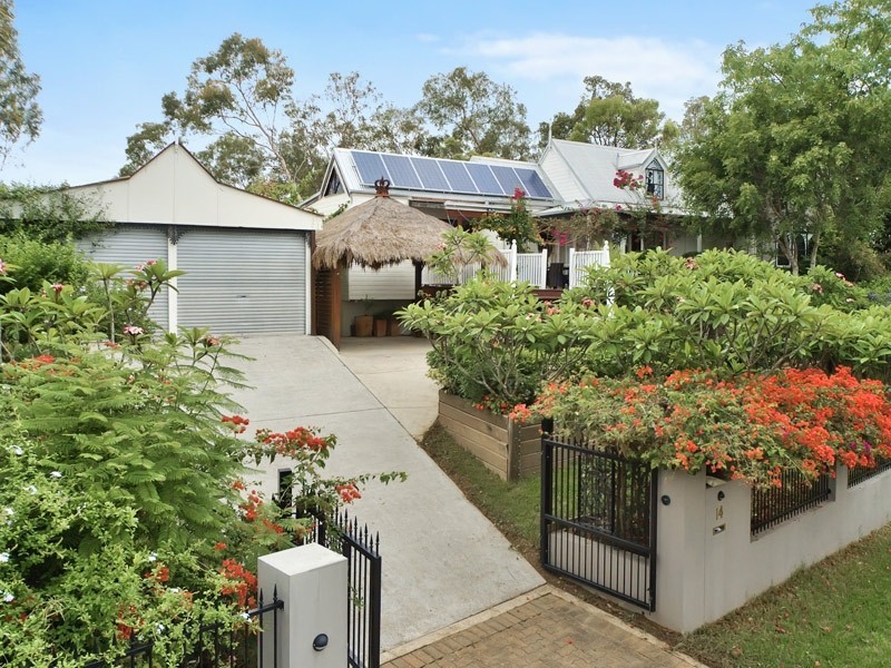 14 Solander Court, Karana Downs QLD 4306