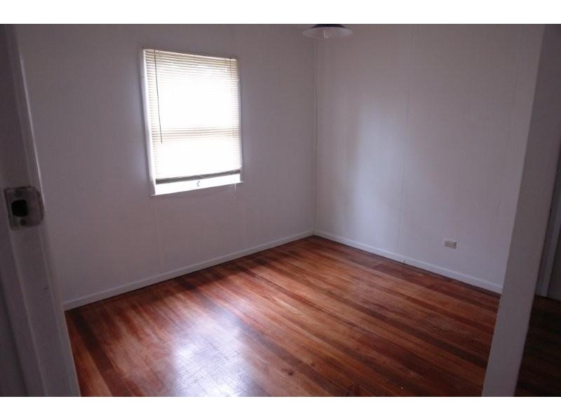 44 Chapman Street, Chapel Hill QLD 4069