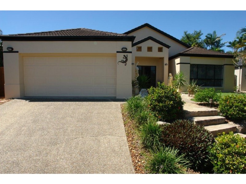 10 Menindee Court, Westlake QLD 4074