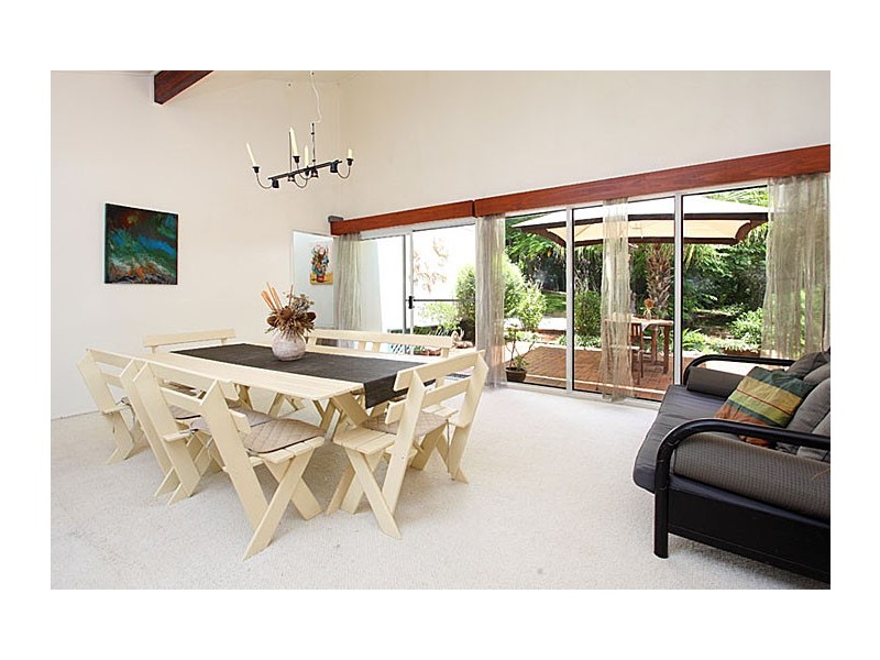 90 Essendon Road, Anstead QLD 4070