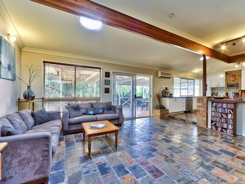 8 Nariah Court, Karana Downs QLD 4306