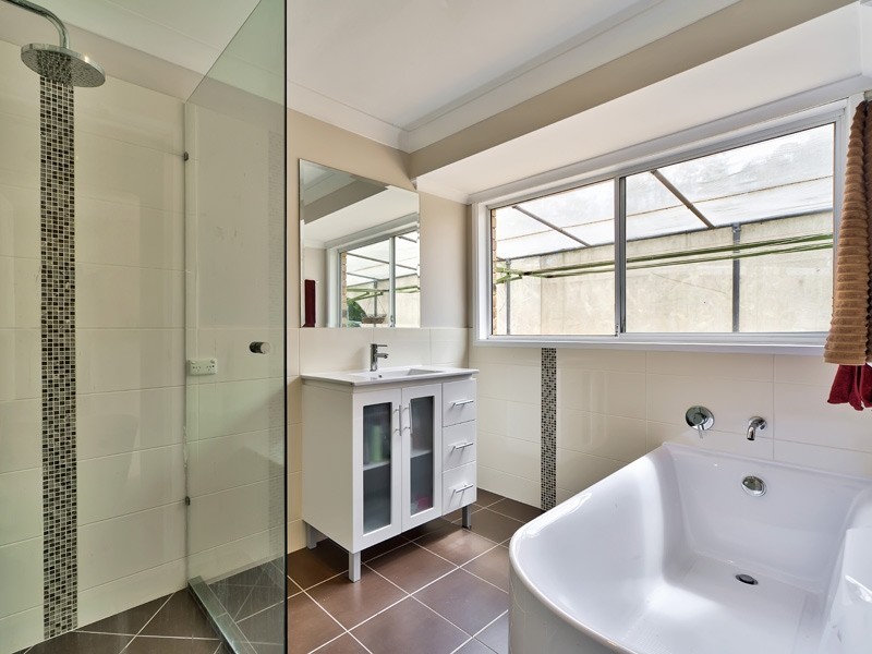 8 Nariah Court, Karana Downs QLD 4306