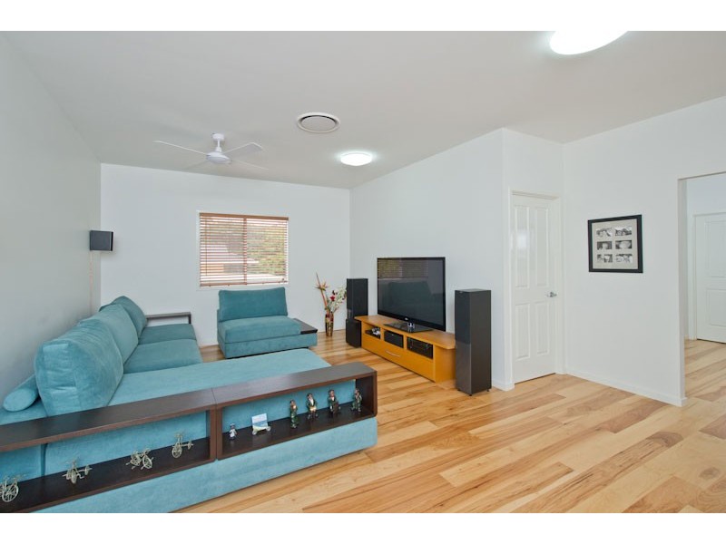 13  Sophia Street, Kenmore QLD 4069