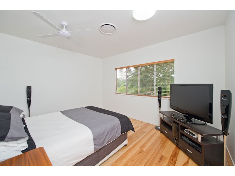 13  Sophia Street, Kenmore QLD 4069