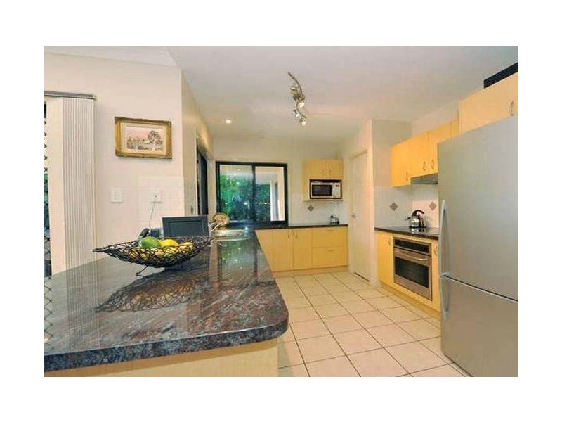 35 Brookeside Crescent, Seventeen Mile Rocks QLD 4073