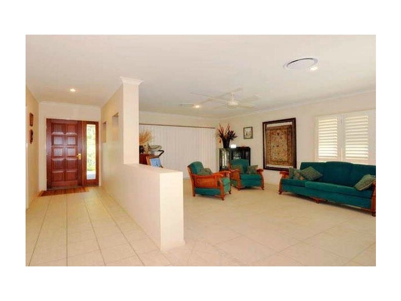 35 Brookeside Crescent, Seventeen Mile Rocks QLD 4073